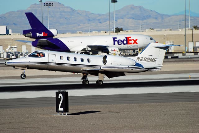 N292ME - Business jet