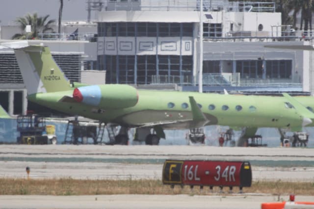 N120GA - Business jet