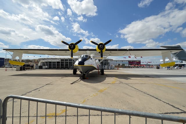 N9767 - Aircraft