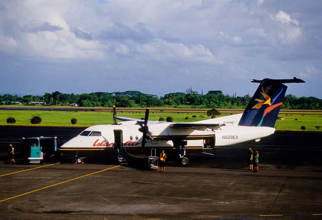 N829EX - De Havilland