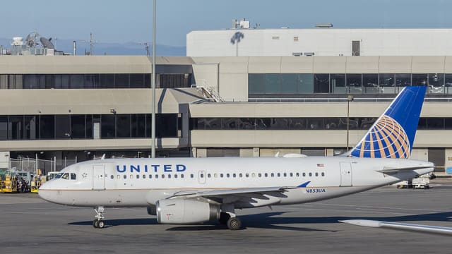 N853UA - Airbus