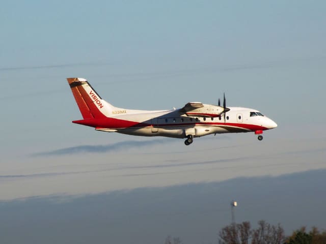 N331MX - Twin-engine aircraft