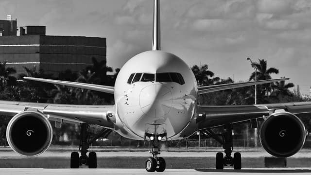 N534LA - Boeing