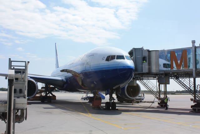 N769UA - Boeing