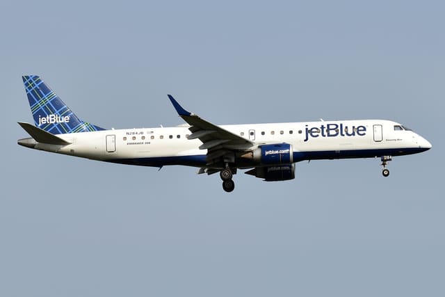 N284JB - Embraer