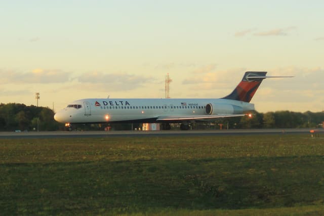 N894AT - Boeing