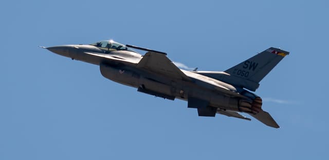  - Single-engine aircraft