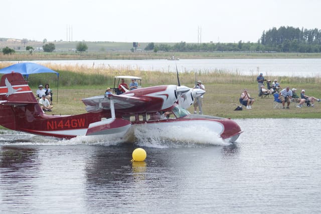 N144GW - Twin-engine aircraft