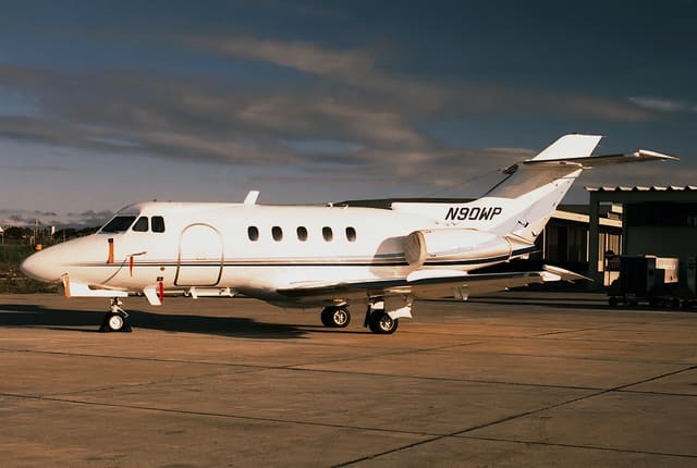N90WP - Business jet