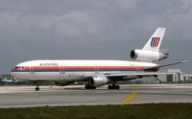 N1820U - Douglas