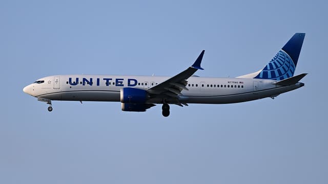 N77580 - Boeing