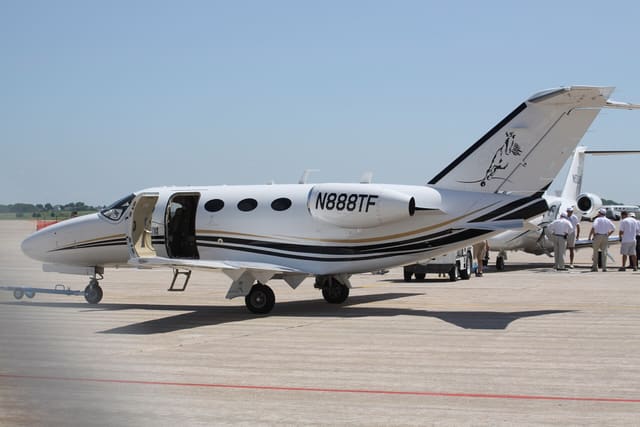 N888TF - Business jet