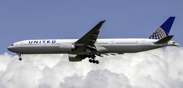 N2136U - Boeing