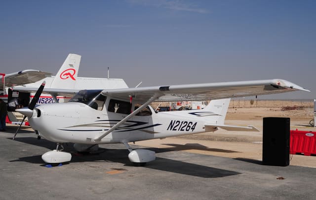 N21264 - Single-engine aircraft