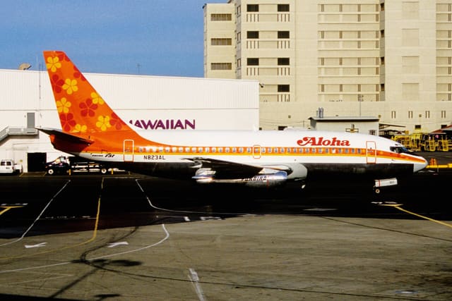 N823AL - Boeing