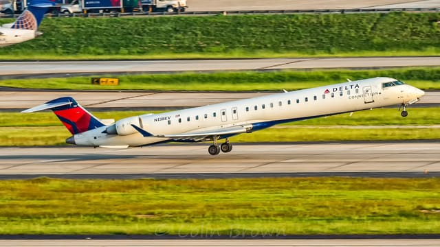 N138EV - Bombardier