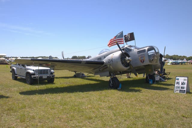 N214CR - Beech
