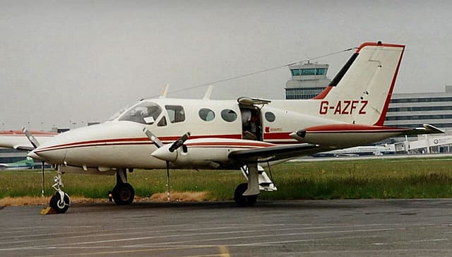 G-AZFZ - Cessna