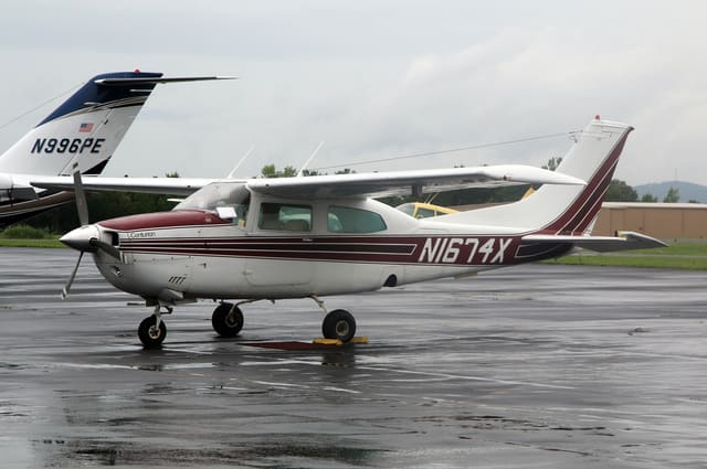 N1674X - Cessna