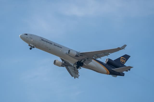 N275UP - Douglas