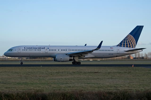 N17128 - Boeing
