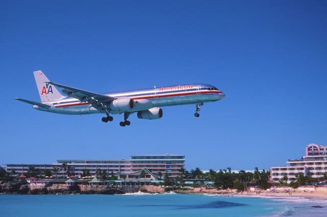N664AA - Boeing