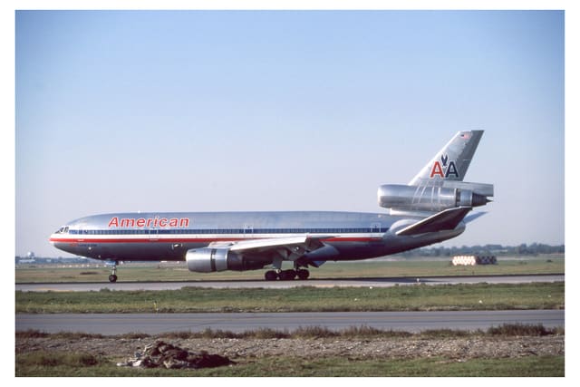 N128AA - Aircraft