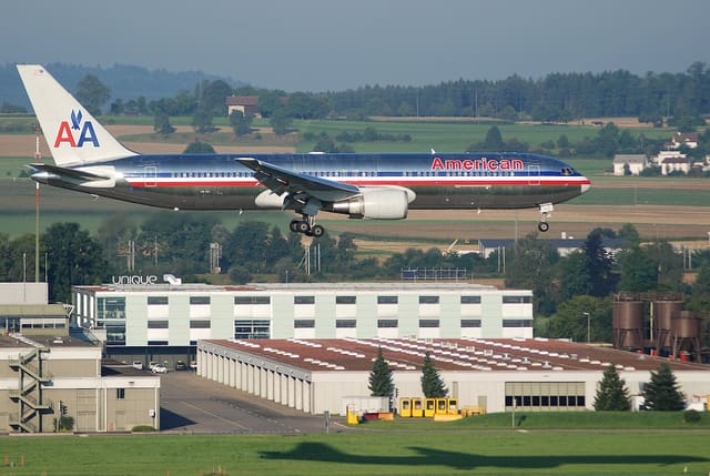 N352AA - Boeing