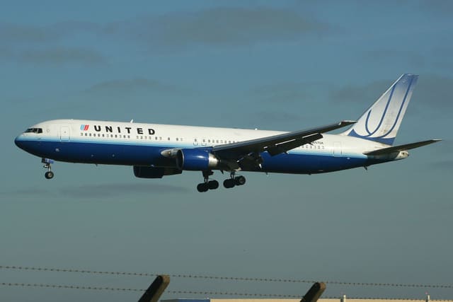 N657UA - Boeing