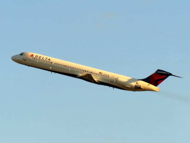 N993DL - Douglas