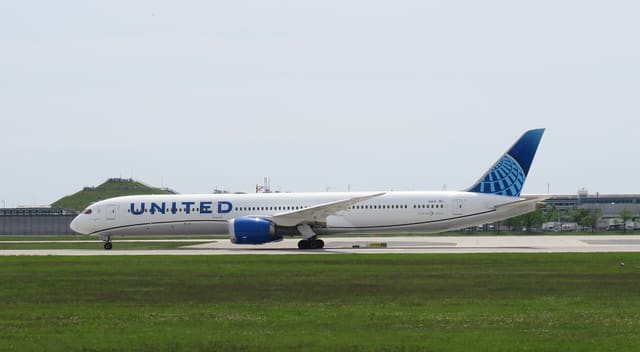 N14011 - Boeing