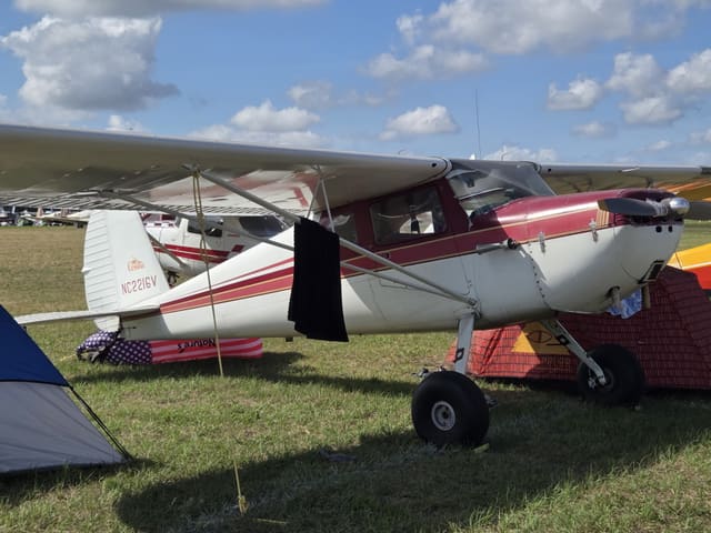 N2216V - Cessna 140