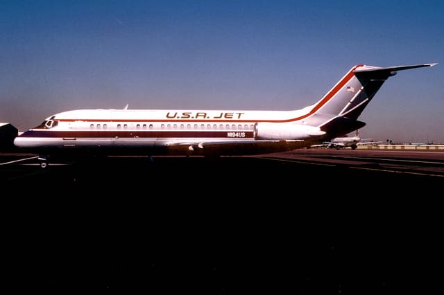 N194US - Douglas