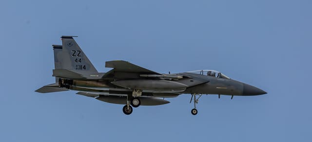 - Twin-engine aircraft
