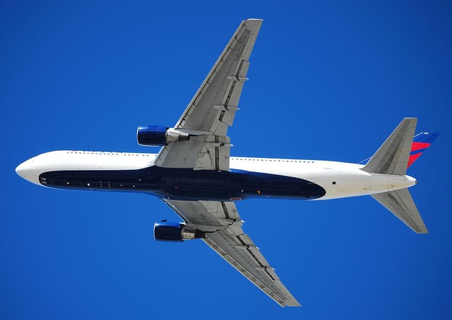 N125DL - Boeing