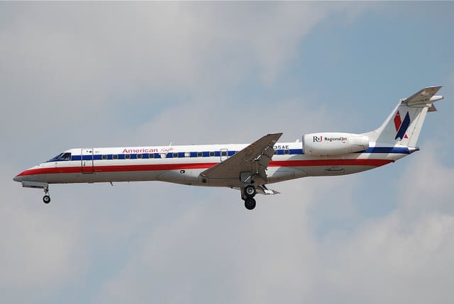 N841AE - Embraer