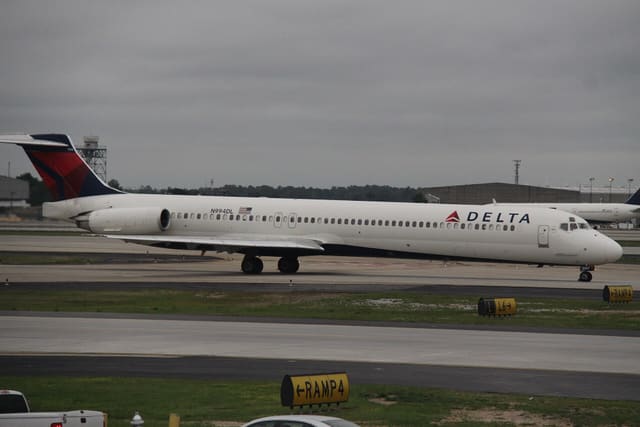 N994DL - Aircraft