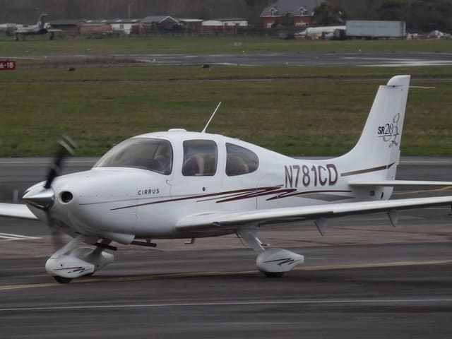 N781CD - Cirrus