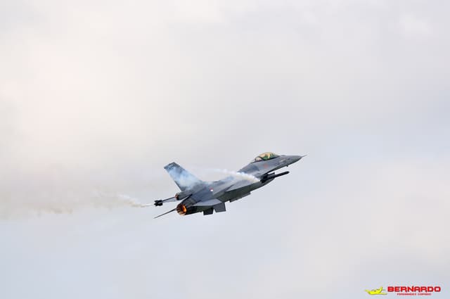  - Single-engine aircraft