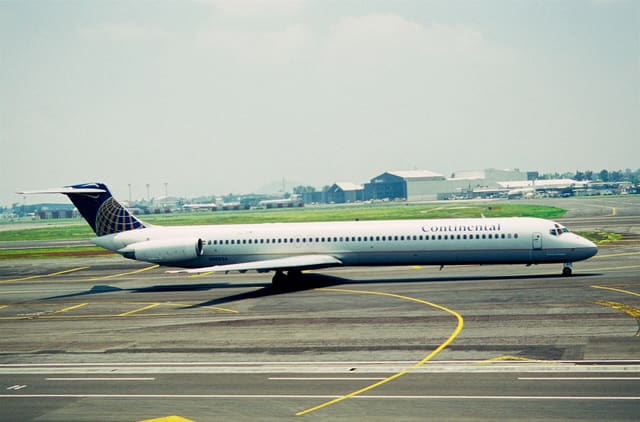 N10834 - Aircraft