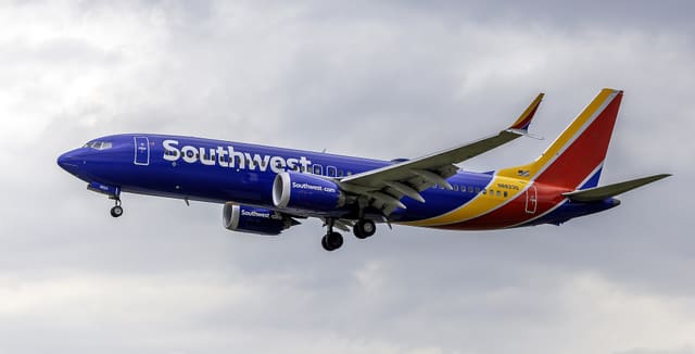 N8823Q - Boeing