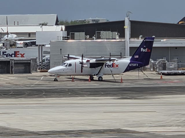 N758FX - Cessna 408