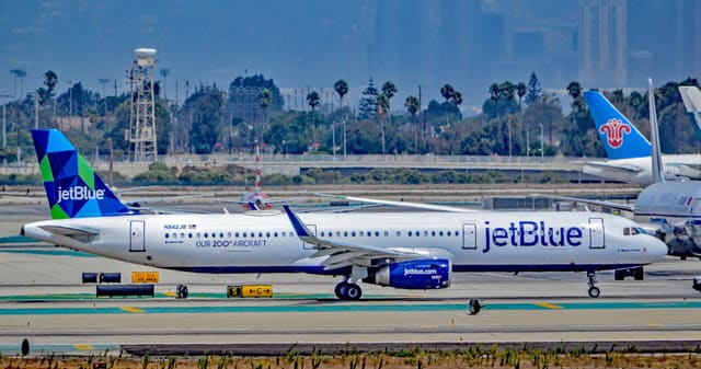 N942JB - Airbus