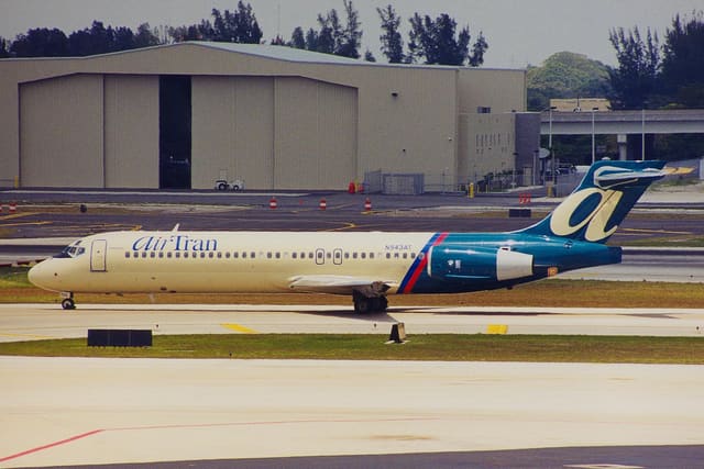 N943AT - Boeing