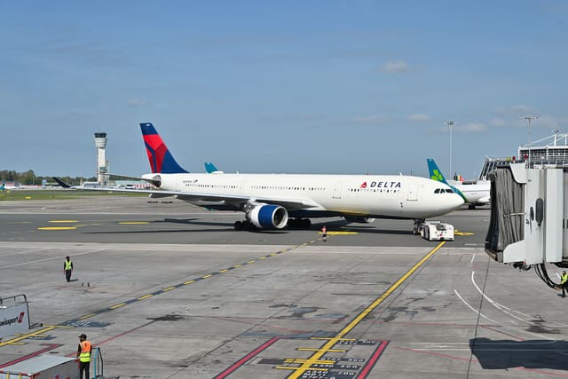 N809NW - Airbus