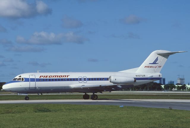 N107UR - Aircraft