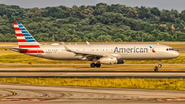 N904AA - Airbus
