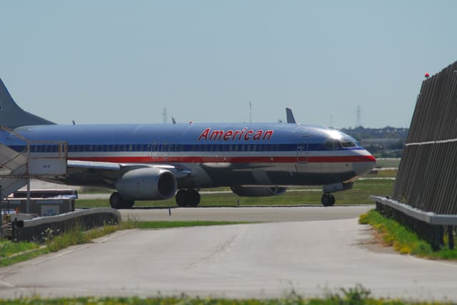 N874NN - Twin-engine aircraft