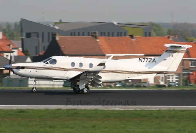 N77ZA - Pilatus