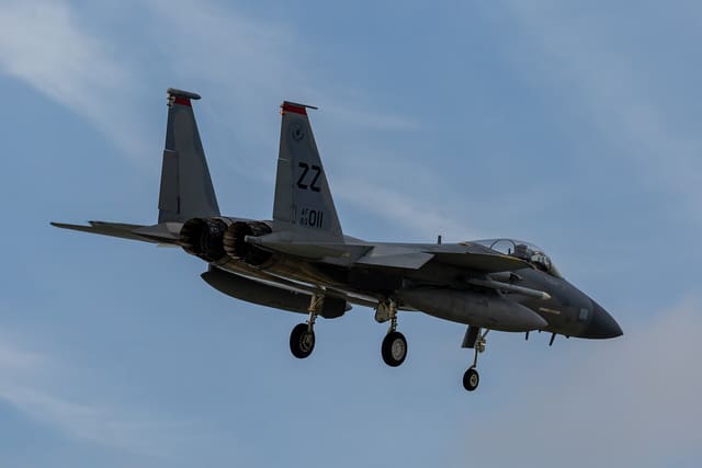  - Twin-engine aircraft